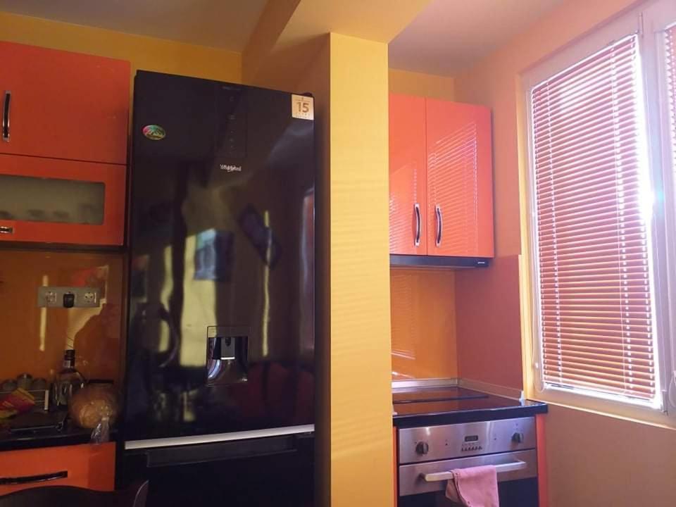 Appartement Apartament Kostov Sliven Extérieur photo